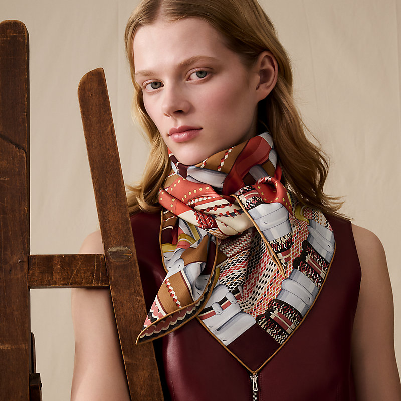 Flora y Plata scarf 90 - Brown | Hermès Thailand